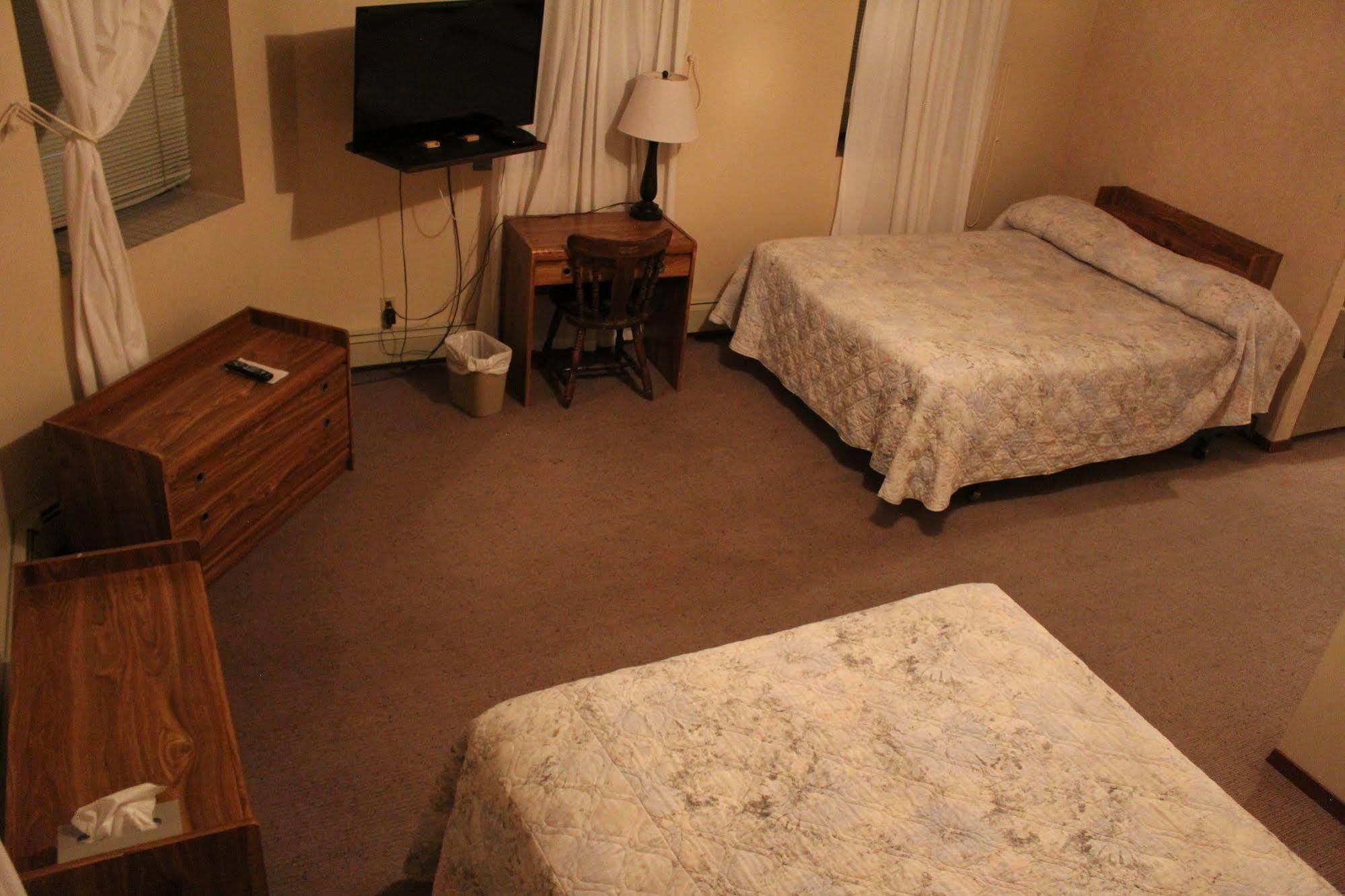 The Cosmopolitan Hotel Blairmore